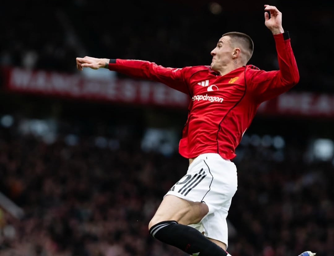 King MU Menang Lagi, Hajar Aston Villa 3-1 di Old Trafford, Kokoh di Tiga Besar