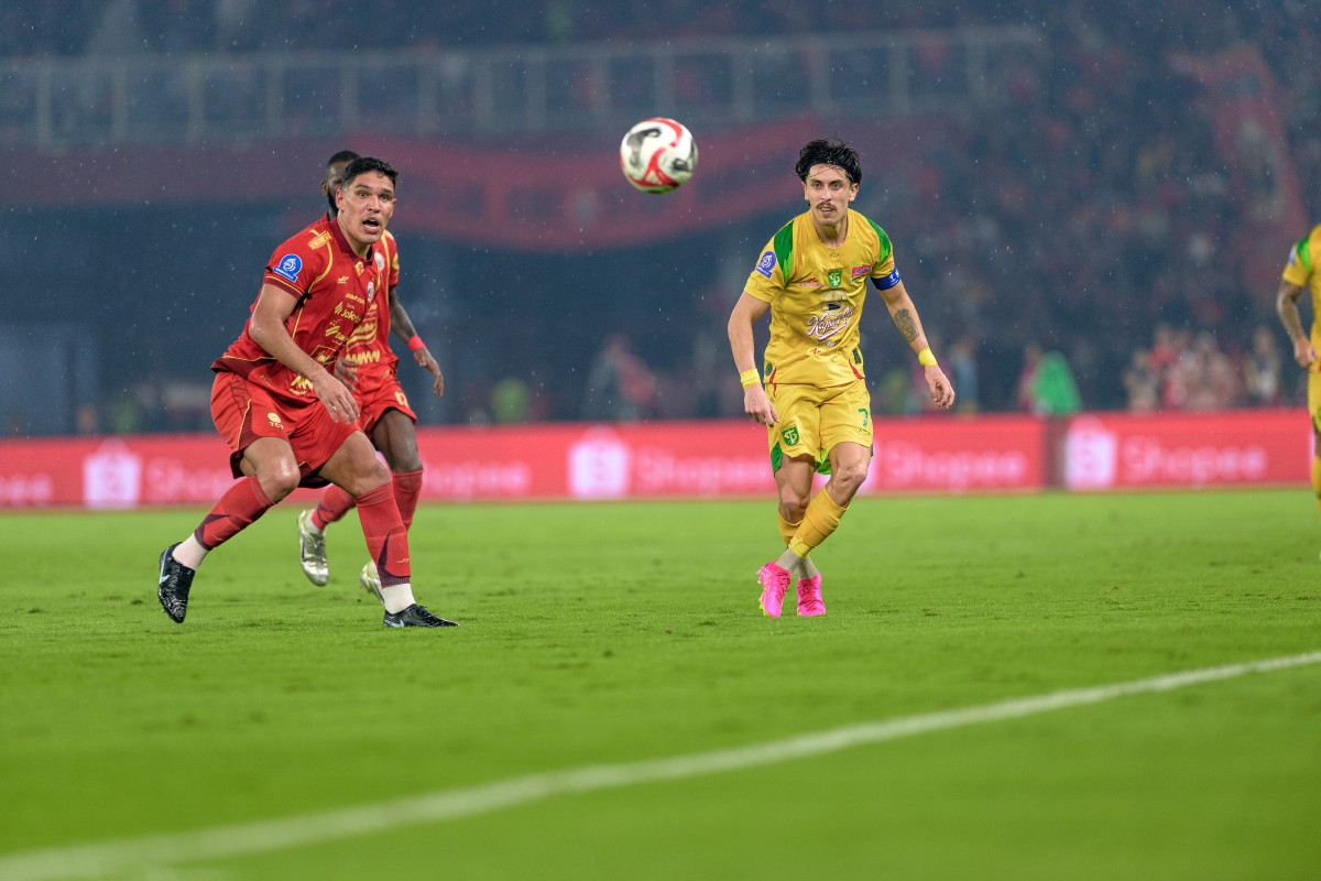 Ini Biang Kerok Penyebab Kekalahan Persebaya Dilumat Persija 0-3, Penalti Awal hingga Serangan Balik Jadi Penentu