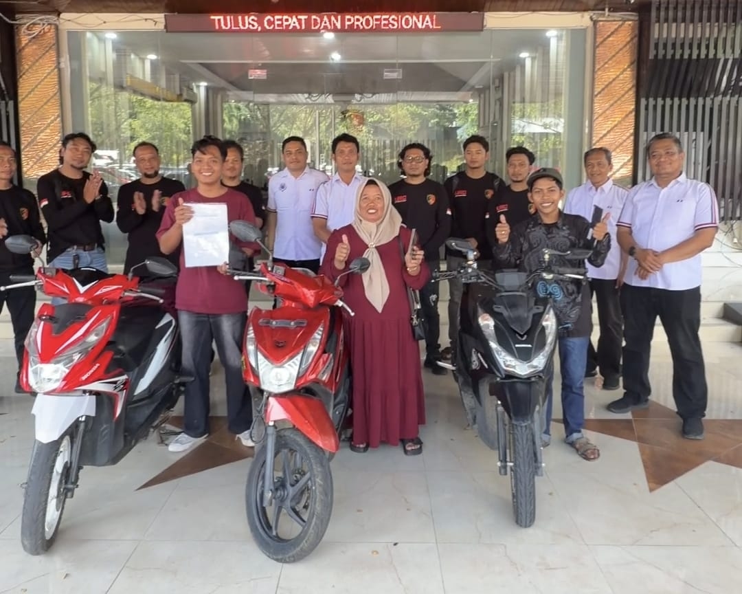 Penuh Haru, Polda Jateng Kembalikan Motor Hilang ke Pemiliknya