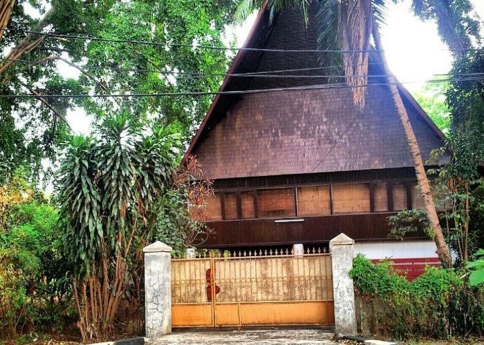 Penelusuran Tempat Paling Angker di Bekasi: Misteri Rumah Gadang Jaka Permai, Sebuah Kisah Mistis di Tengah Kota