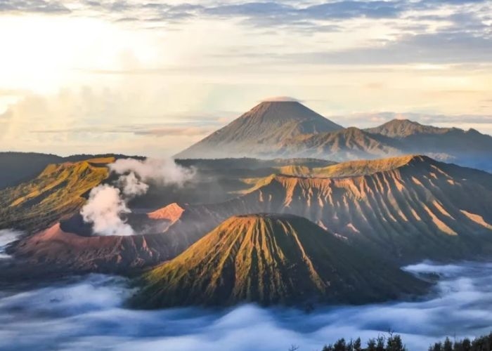 Jelajahi Keindahan Bromo dan Ijen dengan YogyakartaTour.com: Petualangan Tak Terlupakan Menanti