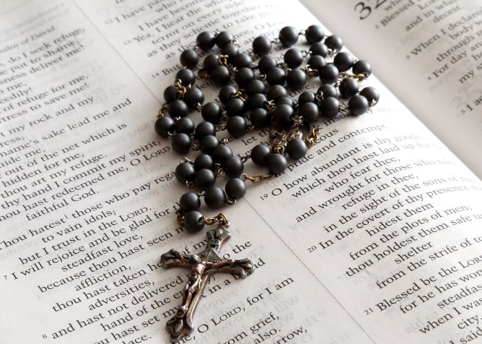 Bacaan dan Renungan Harian Katolik Minggu Biasa Pekan IV, Selasa 4 Februari 2025