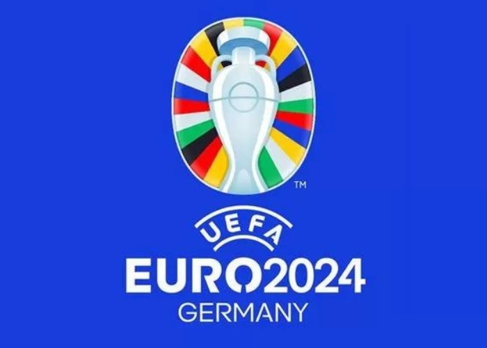 UEFA Lakukan Penyelidikan Disipliner Terhadap Suporter Serbia