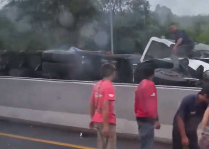 Kecelakaan Beruntun di KM 92 Tol Cipularang Arah Jakarta, Lalu Lintas Dialihkan