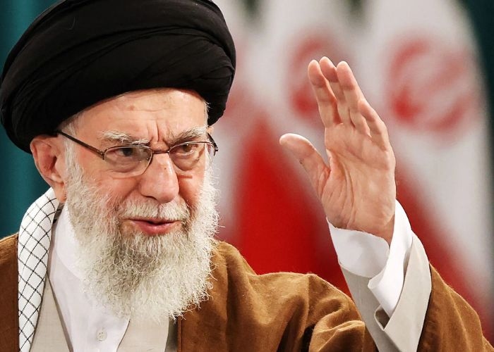 Bukan Sekadar Ulama! Terungkap, Ini Siasat Jitu Ali Khamenei, Sosok di Balik Layar yang Mampu Kuasai Iran!