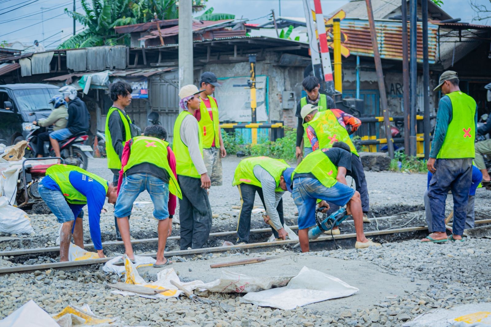 Demi Keselamatan, KA yang Lewat Jalur Pekalongan - Sragi Masih dengan Kecepatan Terbatas