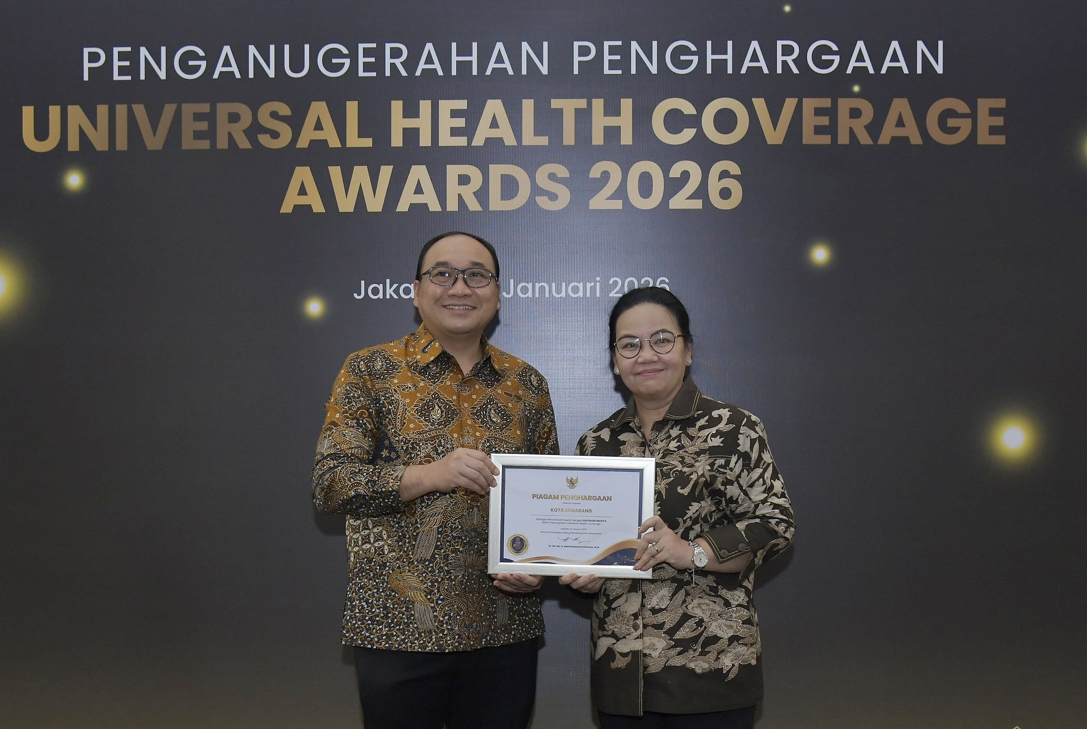 Kepesertaan JKN 85 Persen, Kota Semarang Raih Penghargaan UHC Award
