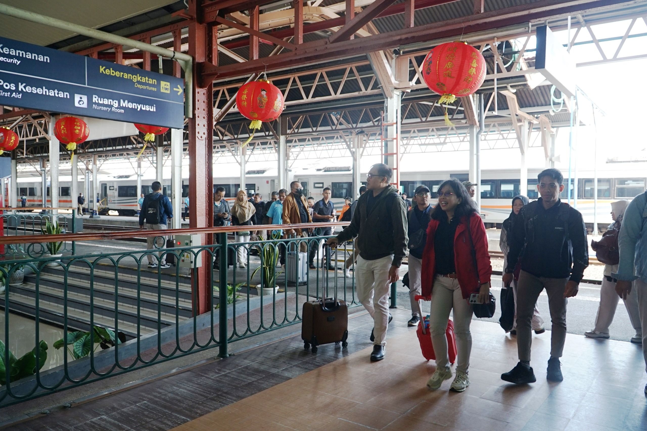 Kereta di Daop 4 Semarang Kebanjiran Penumpang Jelang Libur Panjang Imlek