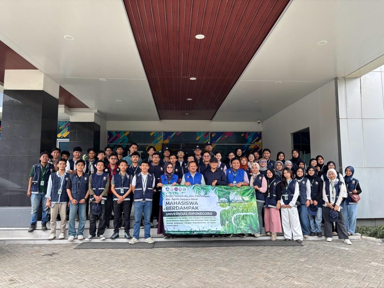 UNDIP Hadir di Tengah Bencana, MAHABHAKTI Bangun Ketahanan Air dan Pangan Pascabanjir danLongsor di Agam
