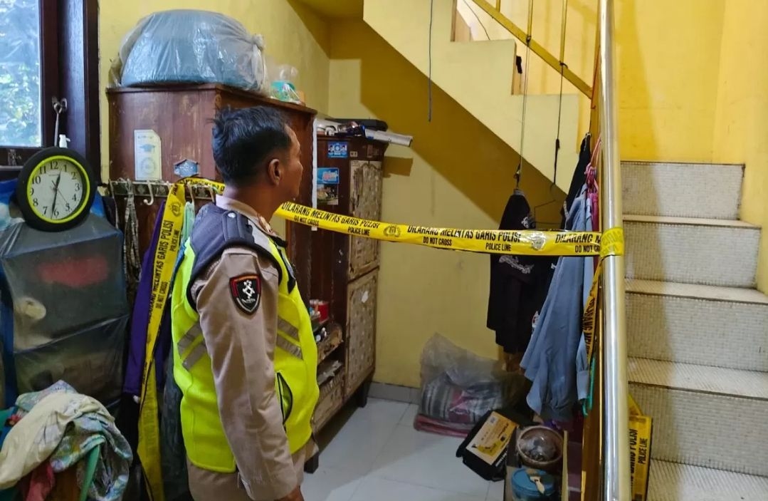 Diduga Tertekan Masalah Skripsi, Mahasiswa di Wonotunggal Batang Gantung Diri