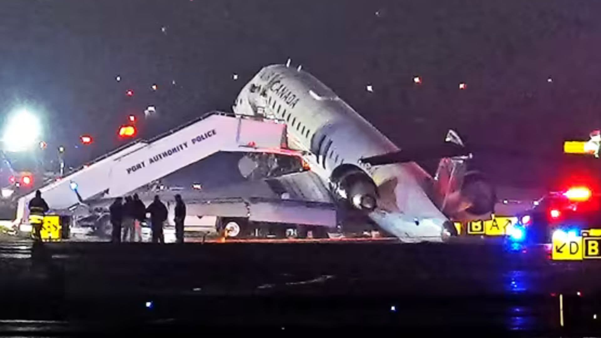 Tragedi di LaGuardia: Pesawat Air Canada Tabrakan dengan Mobil Pemadam, Dua Pilot Tewas