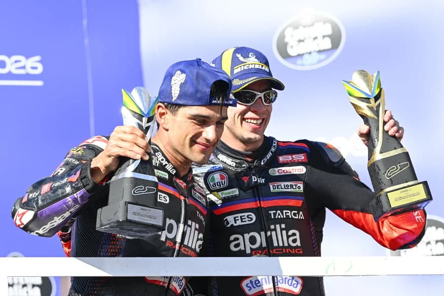 Persaingan Ketat di Aprilia: Martin vs Bezzecchi, Siapa yang Akan Unggul di MotoGP 2026?