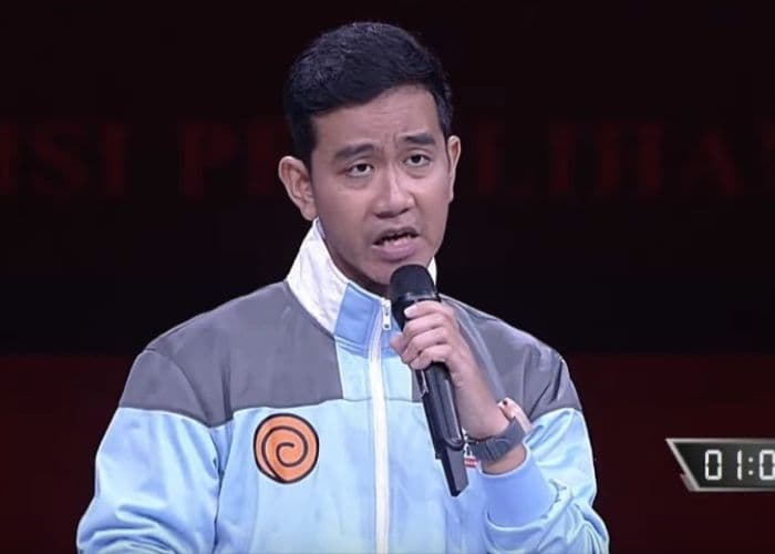 Penampilan Unik Gibran Dalam Debat Keempat Pilpres 2024: Mengenakan Pin One Piece dan Jaket Bercorak Klan Uzumaki