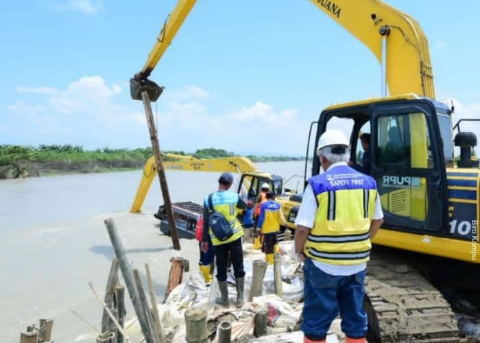 Kementerian PUPR: Perbaikan Darurat Tanggul Sungai Wulan Demak Target Selesai dalam Tiga Hari