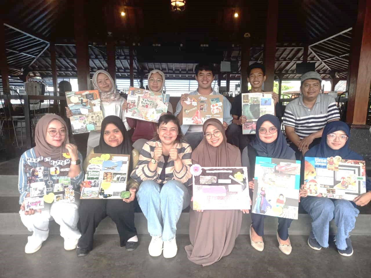 Creating Vision Goals 2025: Workshop Pembuatan Vision Board yang Menarik dan Kreatif Bagi Anak Muda