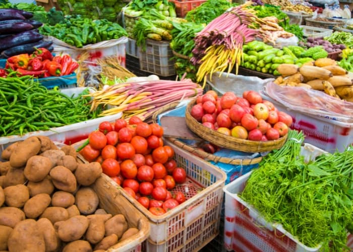 SHOCK! HARGA CABAI RAWIT MEROKET! Bawang Ikutan NAIK? Ini Update Harga Sembako Jawa Tengah Hari Ini, 11 April 2025