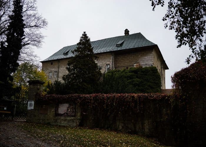 Menelusuri Tempat Angker dan Horor di Ceko! Kastil Terpencil Ini Konon Dibangun Tepat di Atas Pintu Neraka!