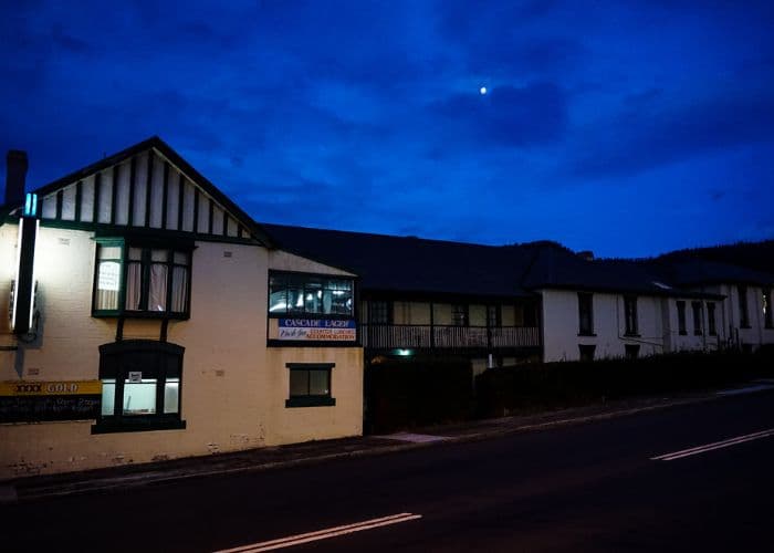 BIKIN MERINDING! Hotel Tertua di Australia Ini Punya 5 Hantu yang Bikin Tamu Bolak-balik Ketemu Penampakan! Berani Menginap di Kamar Nomor 6?