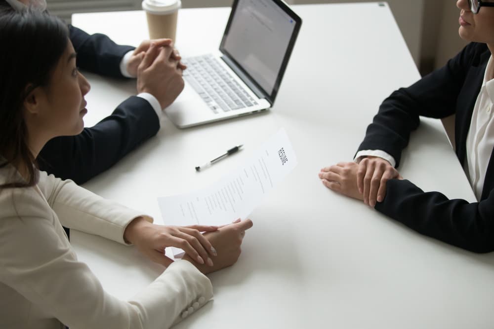 Jangan Sampai Gagal! Ini 3 Tips dan Trik Ajaib Menjawab Pertanyaan Jebakan Saat Proses Interview dengan HRD!