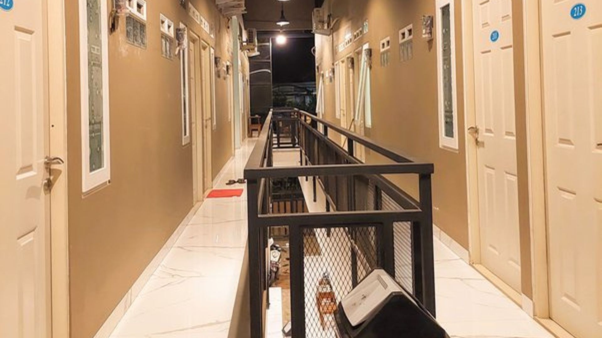 Jangan Tertukar! Ini Bedanya Kost LV dengan Kost Bebas yang Banyak Orang Ga Sadar