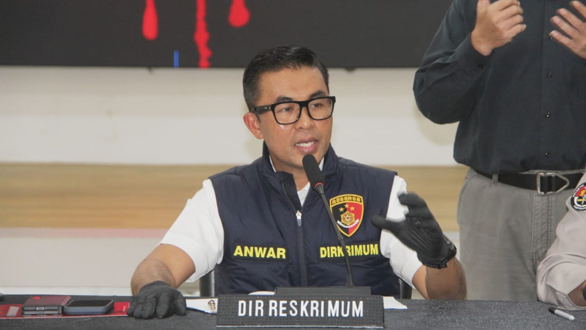 Polda Jateng Bekuk 6 Debt Collector Salah Sasaran di Tol Kaligawe, Dirreskrimum : Penarikan Paksa Adalah Pidana