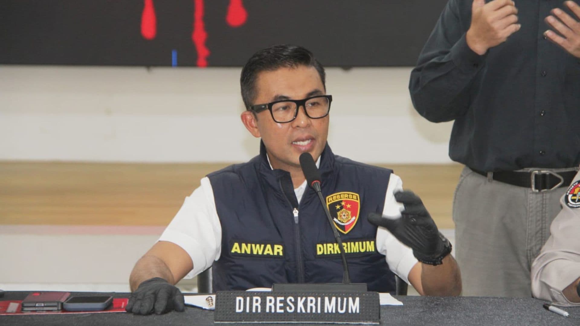 Polda Jateng Bekuk 6 Debt Collector Salah Sasaran di Tol Kaligawe, Dirreskrimum : Penarikan Paksa Adalah Pidana