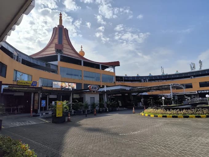 Rest Area Tol Jasa Marga untuk Pemudik: 61 Titik dengan Fasilitas SPKLU dan Taman Bermain