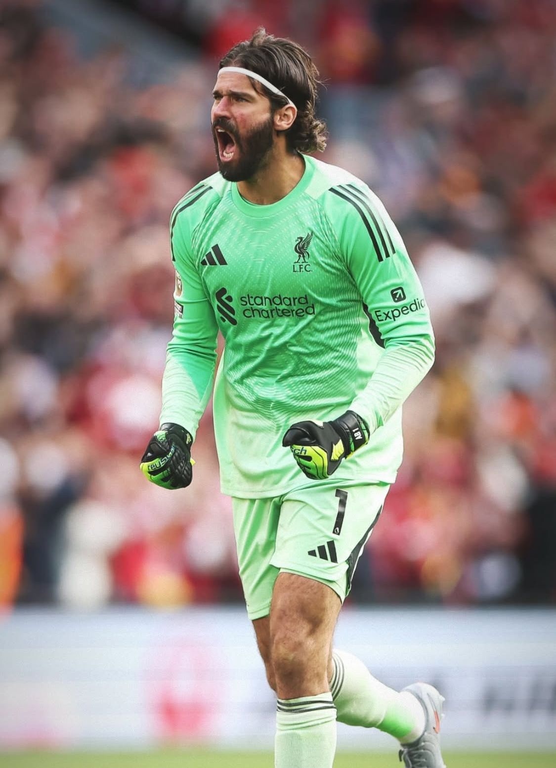 Liverpool Perpanjang Kontrak Alisson hingga 2027, Hentikan Spekulasi Transfer ke Italia