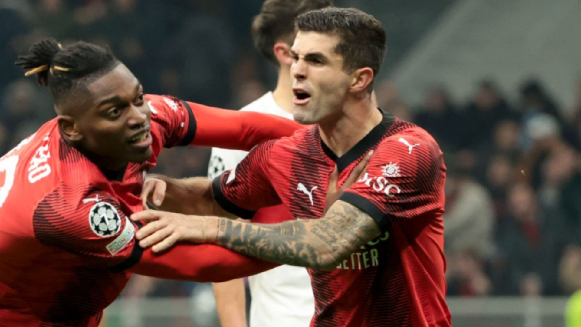 Ruang Ganti AC Milan Memanas: Rafael Leao vs Christian Pulisik, Allegri Jadi Penengah