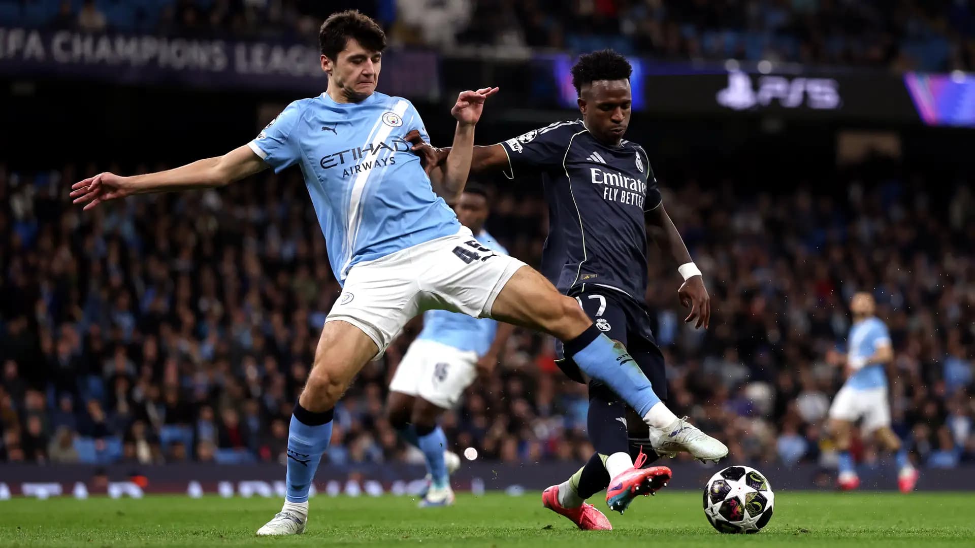 Drama Etihad: Kartu Merah Bernardo Silva dan Brace Vinicius Hancurkan Harapan City, Ini Rating Pemain Manchester City