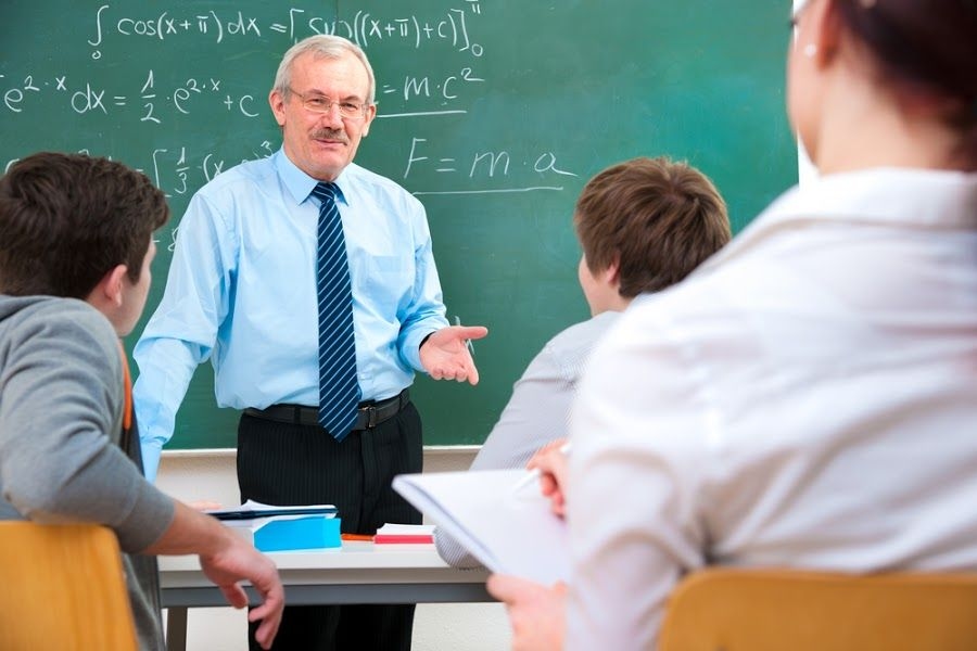 Daftar 10 Pekerjaan dengan Gaji Ideal Mulai Rp4.500.000 per Bulan di 2026, Fresh Graduate Wajib Tahu!