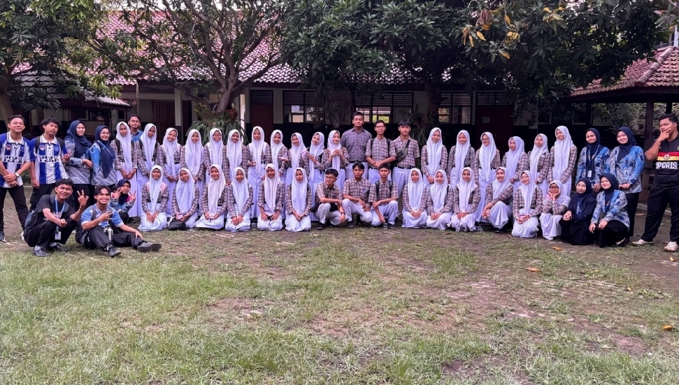 SMA Negeri 1 Comal Bersama Magang Kependidikan UPGRIS Wujudkan Satuan Pendidikan Tangguh Kesiapsiagaan Bencana