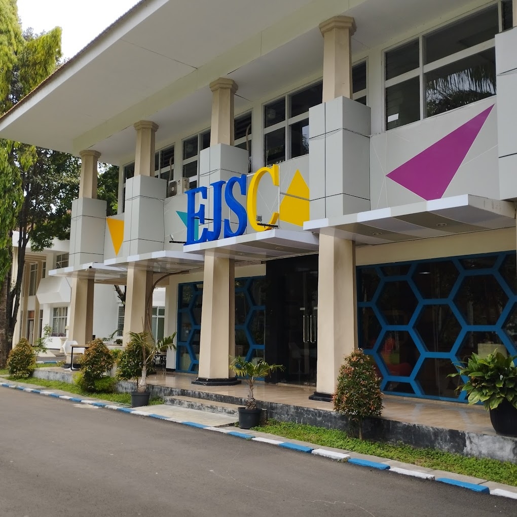 Gratis, 24 Jam, hingga Berkonsep Hutan: 7 Coworking Space Tersembunyi di Malang