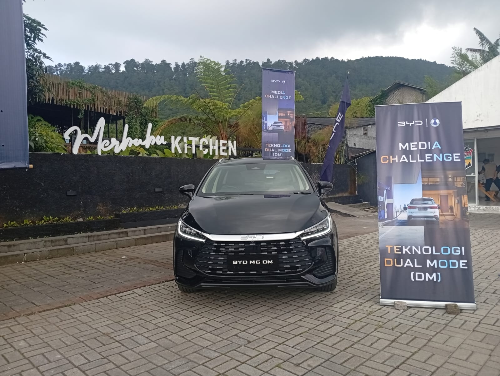 BYD Buktikan Keunggulan Teknologi Dual Mode, Terbukti Irit BBM Efisiensi Capai 65 Km per Liter