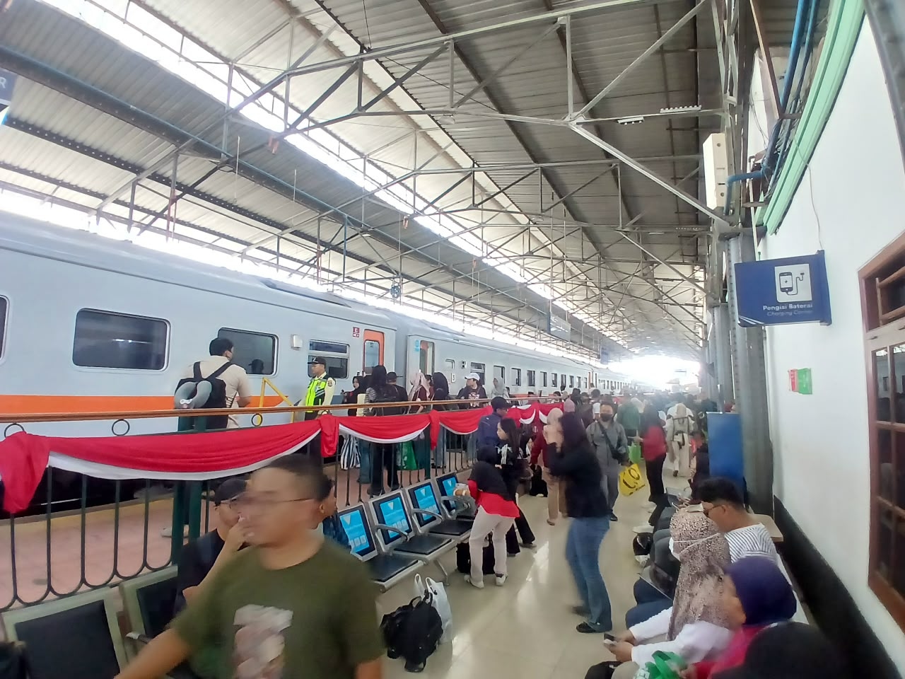4.320 Pelanggan Manfaatkan Diskon Tiket KA 17 Persen di Daop 4 Semarang