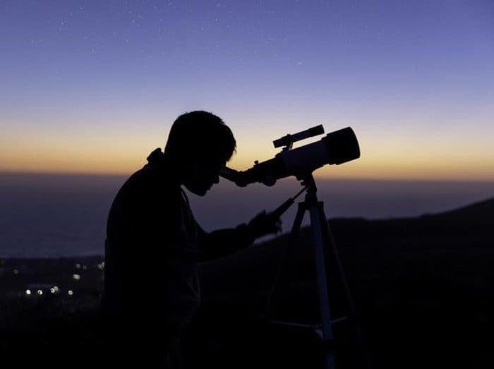 APAKAH MALAM INI MALAM TERAKHIR TARAWIH? Cek Selengkapnya Versi Muhammadiyah dan Pemerintah Beserta Link Live Streaming Sidang Isbat