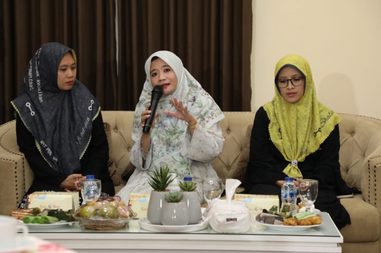 Nawal Arafah Yasin Libatkan LBH dan Sistem Pelaporan Berempati Dalam Mencegah Bullying di Pondok Pesantren