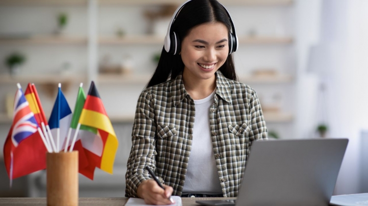 Berikut 5 Cara Meningkatkan Kemampuan Bahasa Asing untuk Tujuan Peluang Karir