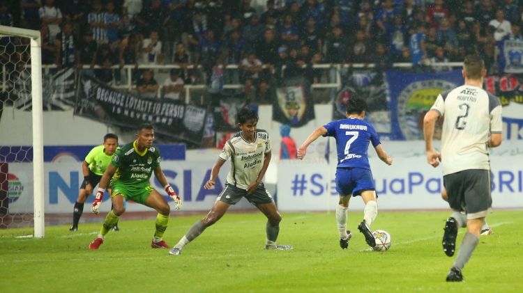 Persib Catat Rekor Sanksi Denda Ratusan Juta, Minta Suporter Jangan Datang di Laga vs PSIS, Ini Alasannya