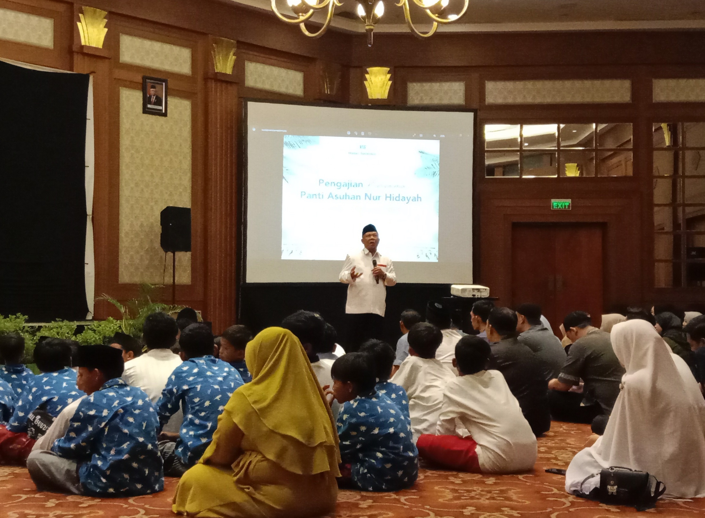 Lantunan Doa Puluhan Anak Yayasan Nurul Hidayah Semarakkan HUT ke 33 Hotel Santika Premiere Semarang