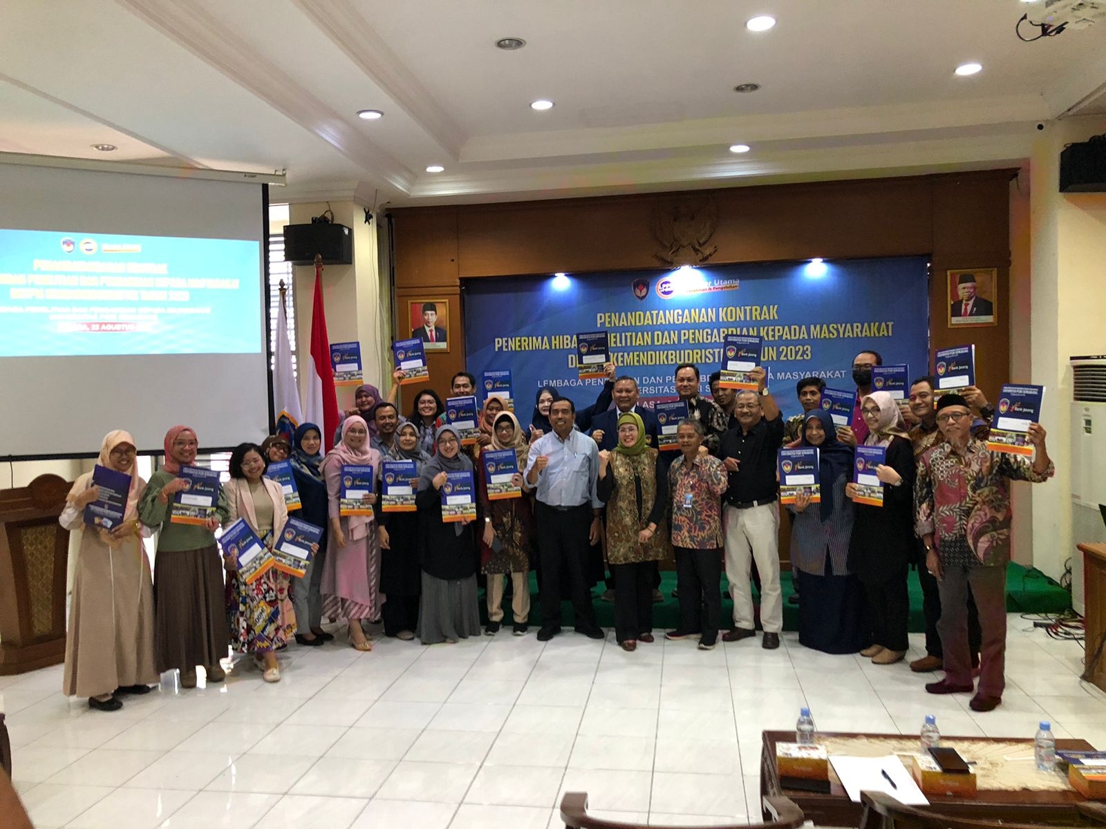 UPGRIS Peroleh DRTPM 2023 dengan Judul Terbayak di LLDIKTI Wilayah VI