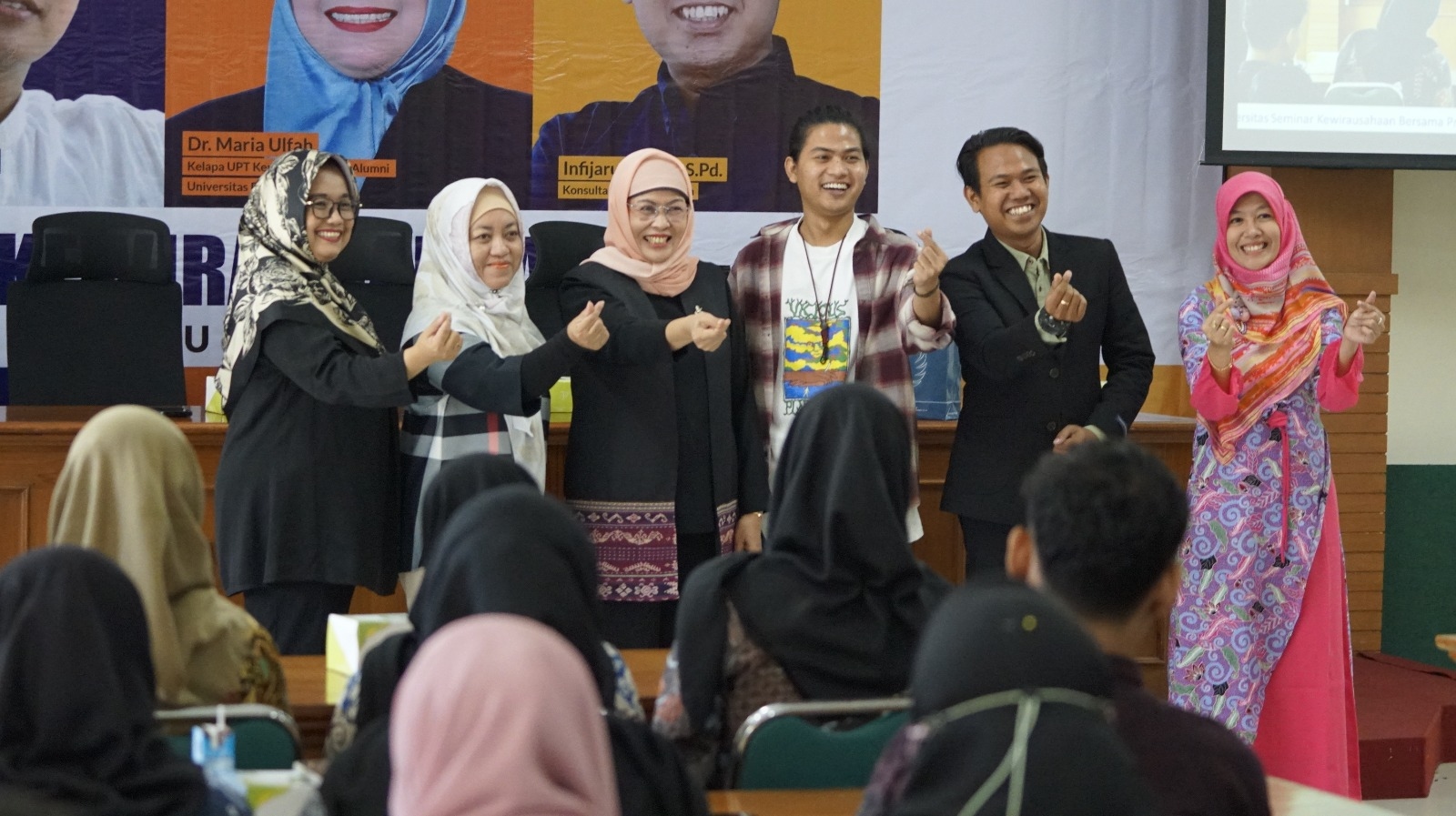 Seminar Kewirausahaan UPGRIS, Tren Minat Mahasiswa untuk Berwirausaha Semakin Meninggi