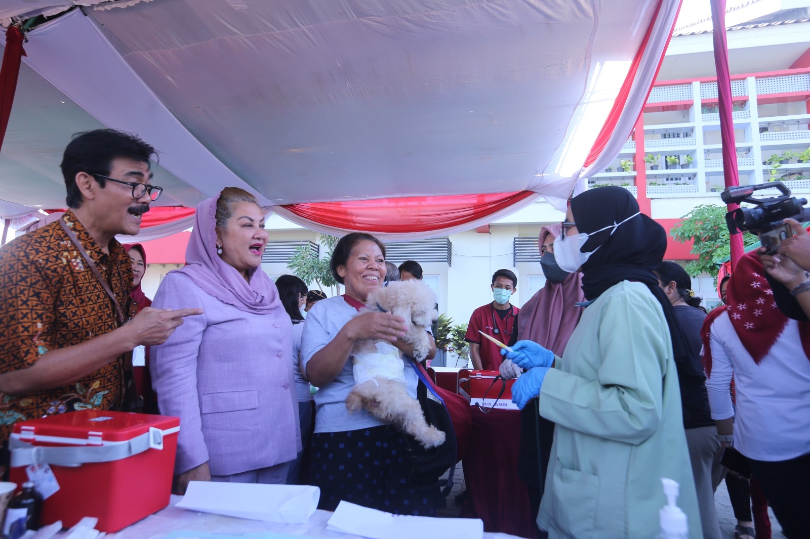 Peringati Hari Rabies Se-dunia, Pemkot Semarang Lakukan Vaksinasi Rabies Anjing dan Kucing