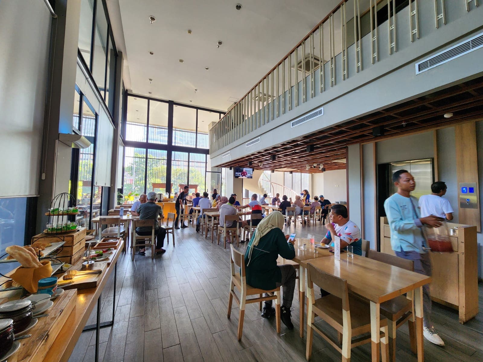 Up-peak Hotel Simpang Lima Semarang Luncurkan Promo di Bulan Oktober 2023