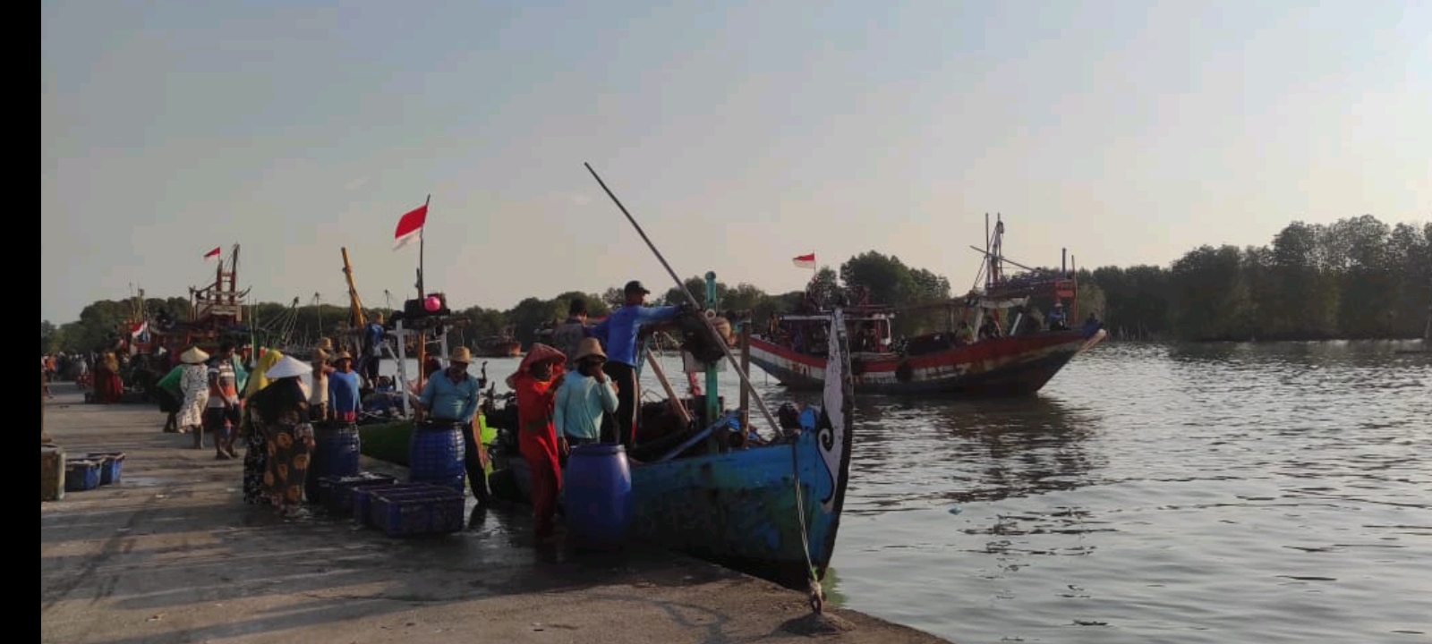 Dinlutkan Demak : BBM Solar Subsidi Hanya untuk Kapal Nelayan di Bawah 30 GT