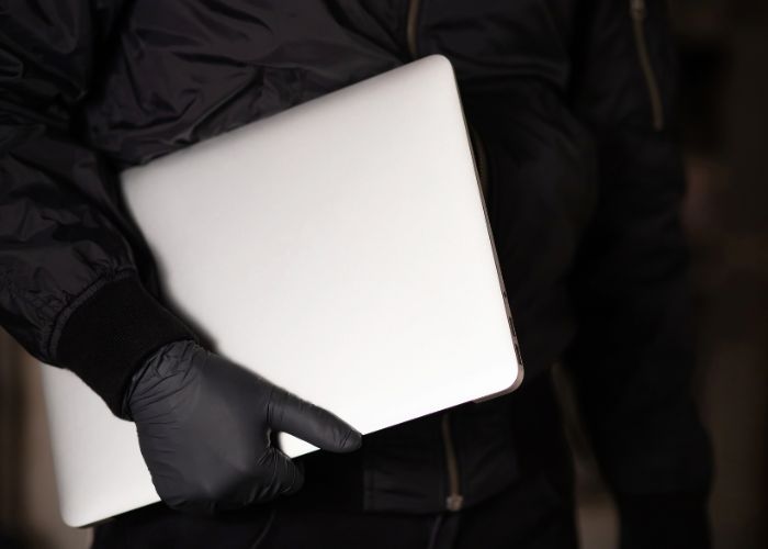 KAI dan Kepolisian Berhasil Tangkap Tersangka Pencuri Barang Bawaan Penumpang KA Tawang Jaya Premium