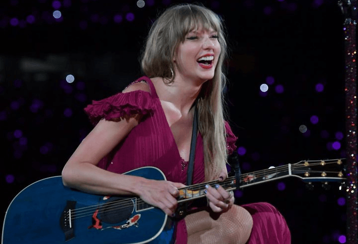 Kue 'Berdarah' Blank Space Terinspirasi Lagu Taylor Swift Curi Perhatian, Berani Coba?