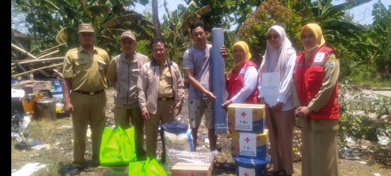 Korban Kebakaran Gegara Bakar Ikan Mendapat Bantuan Dinsos P2PA