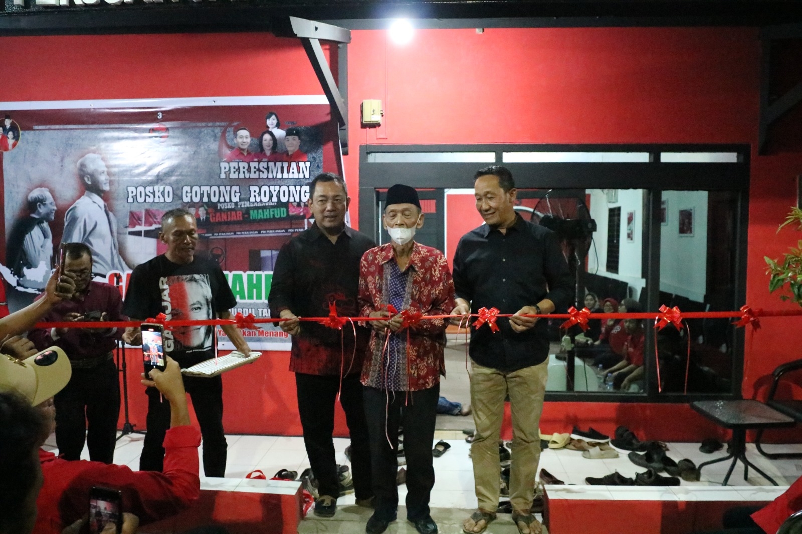 Resmikan Posko Ganjar-Mahfud, Pilus Optimis Semarang Masih Kandang Banteng