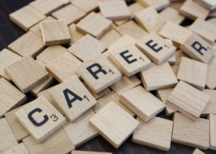 Menaklukkan Tantangan Baru: Panduan Lengkap untuk Career Switch di Era Modern